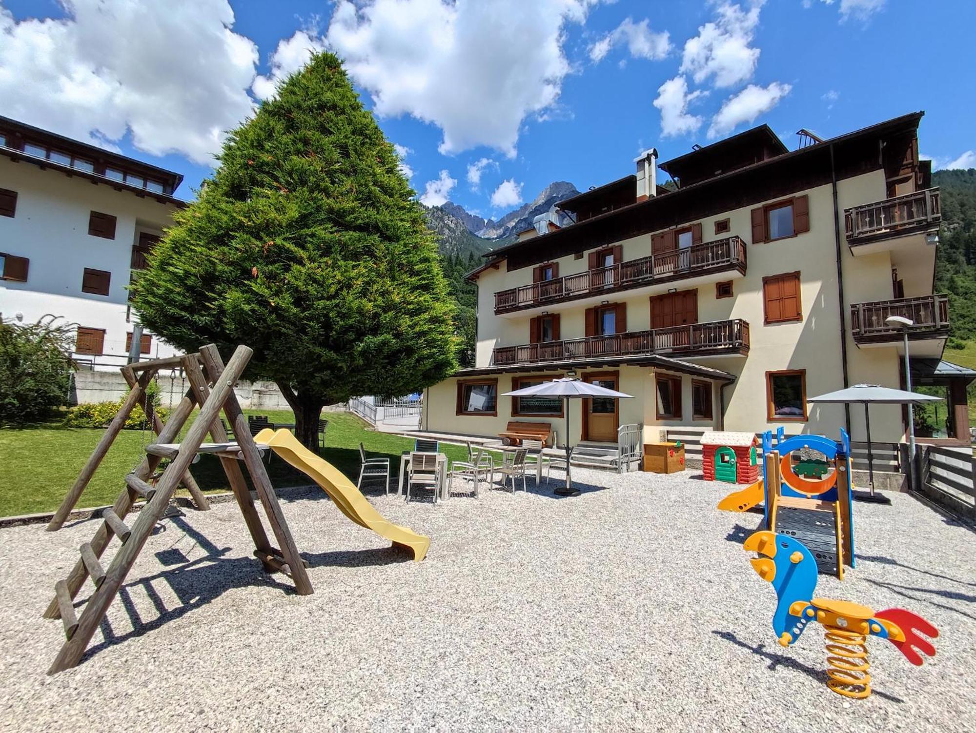 Hotel La Nuova Montanina Auronzo di Cadore Ngoại thất bức ảnh